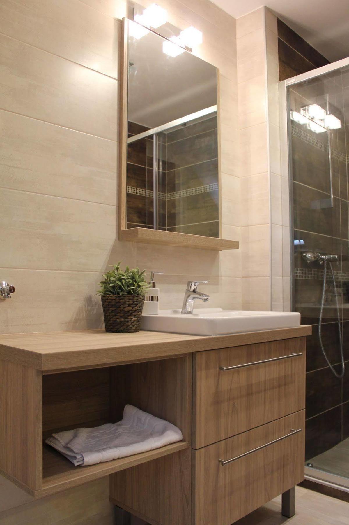Zafir Apartman Sarvar Bagian luar foto